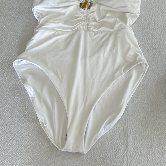 Soluna Shell One-Piece Swimsuit, White, Size X-Large, $148 - Picture 8 of 12